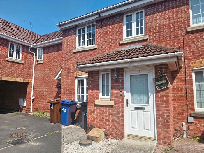 3 Bedroom Terraced House To Rent In Kingsdale Close, Bury, BL9