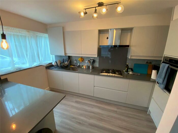 1 Bedroom Apartment To Rent In Oak Lane, London, N11