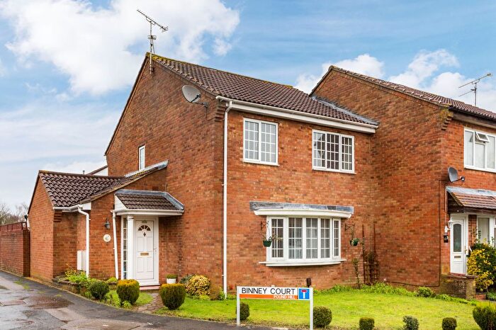 4 Bedroom Terraced House To Rent In Binney Court, Crawley, RH10