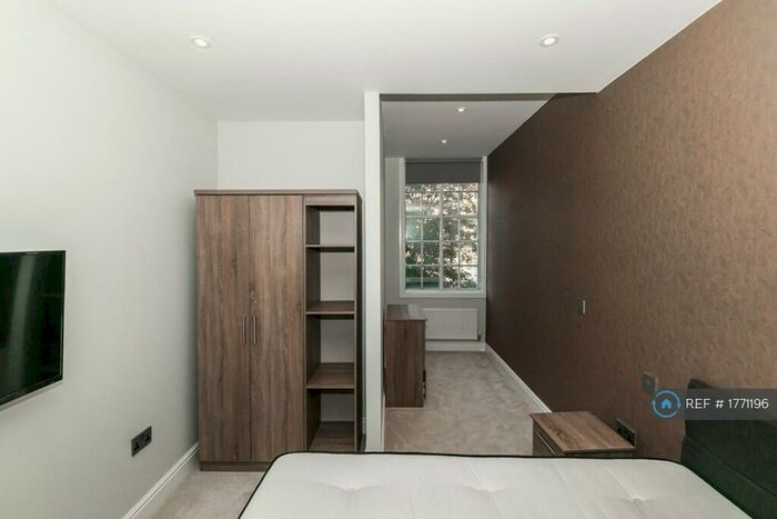 1 Bedroom Flat To Rent In Water Street, Liverpool, L2