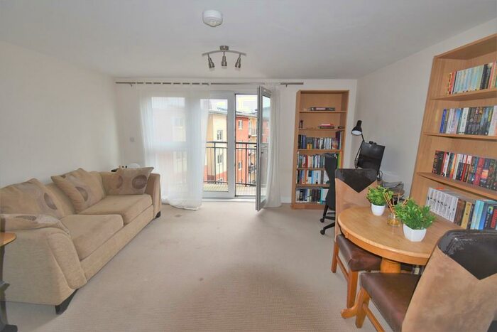 Studio To Rent In New North Road, Exeter, EX4