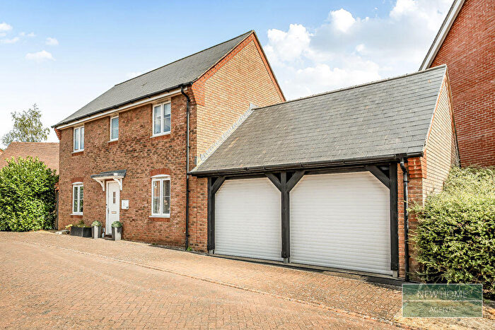 3 Bedroom Detached House For Sale In Moore Close, Romsey, SO51