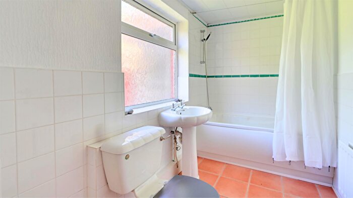 2 Bedroom Cottage For Sale In Leeds Street, Roker, Sunderland, SR6