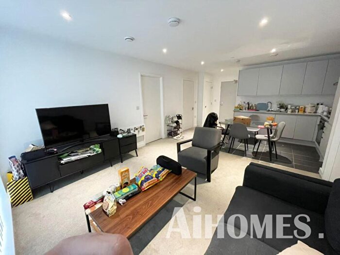 2 Bedroom Flat For Sale In Burlington Square, Boundary Lane, Manchester, M15