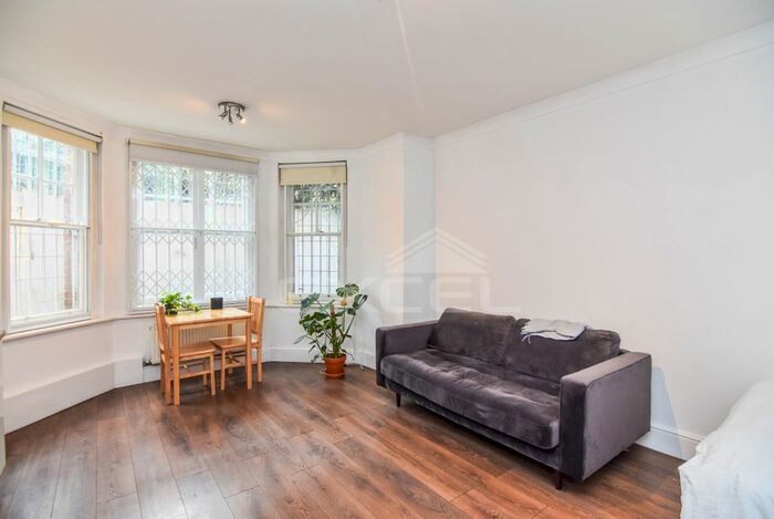 Studio To Rent In Lambolle Road, Belsize Park, London, NW3