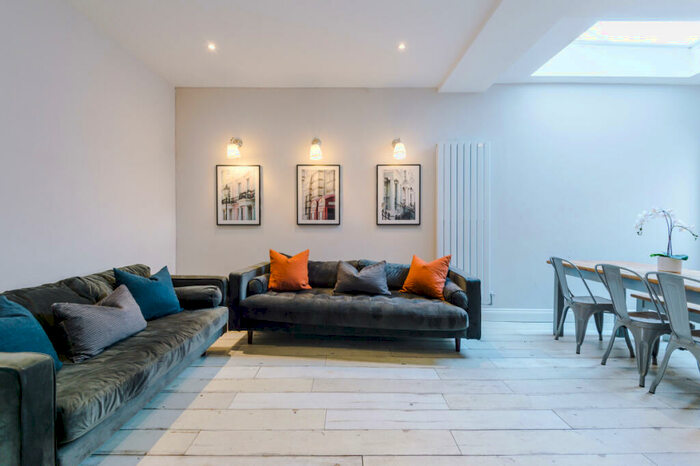 8 Bedroom Property To Rent In Woodcroft Road, Liverpool, L15