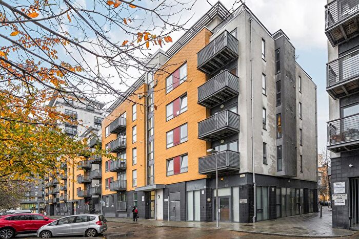 2 Bedroom Flat For Sale In Tarves Way, Greenwich, SE10