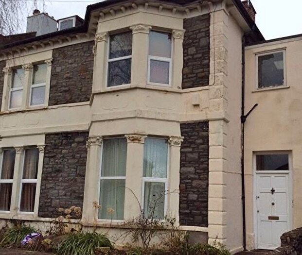 3 Bedroom Flat To Rent In Belvoir Road, Bristol, BS6