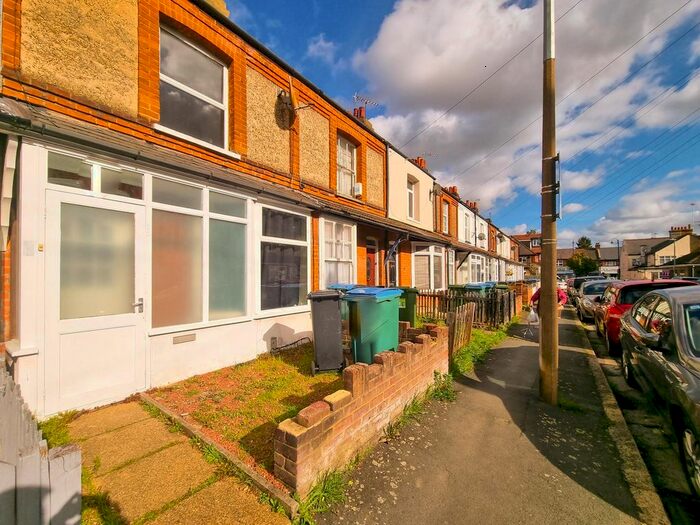 2 Bedroom Terraced House To Rent In Victoria Road, Nth Wat, Watford, WD24