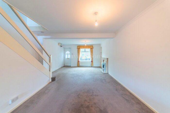 3 Bedroom Terraced House To Rent In Station Road, Risca, Newport., NP11