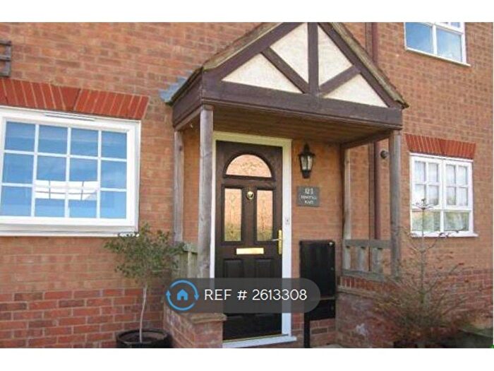 4 Bedroom Semi-Detached House To Rent In Kirkstall Place, Milton Keynes, MK6