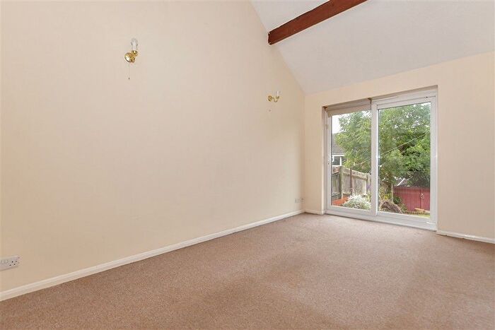 1 Bedroom Semi-Detached Bungalow For Sale In Betjeman Close, Poets Development, Larkfield, Kent, ME20