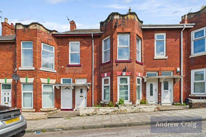 2 Bedroom Flat For Sale In Whitehead Street, South Shields, NE33