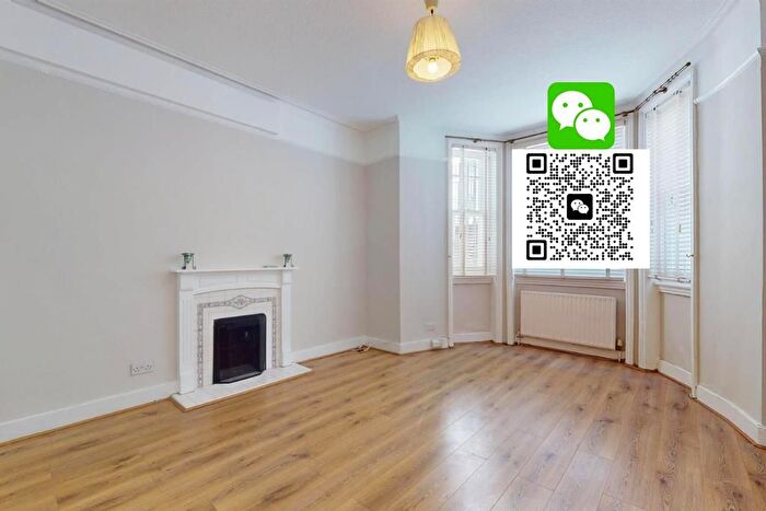 1 Bedroom Flat To Rent In Redcliffe Square, Chelsea, SW10