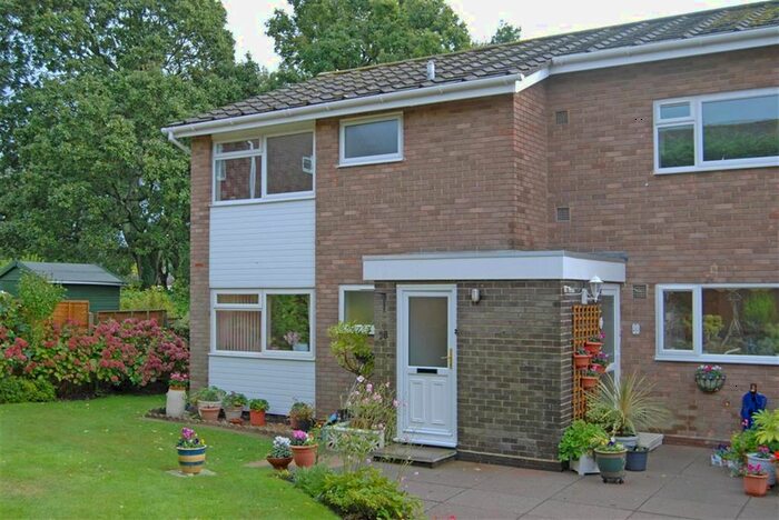 2 Bedroom Flat To Rent In Cornford Way, Christchurch, BH23