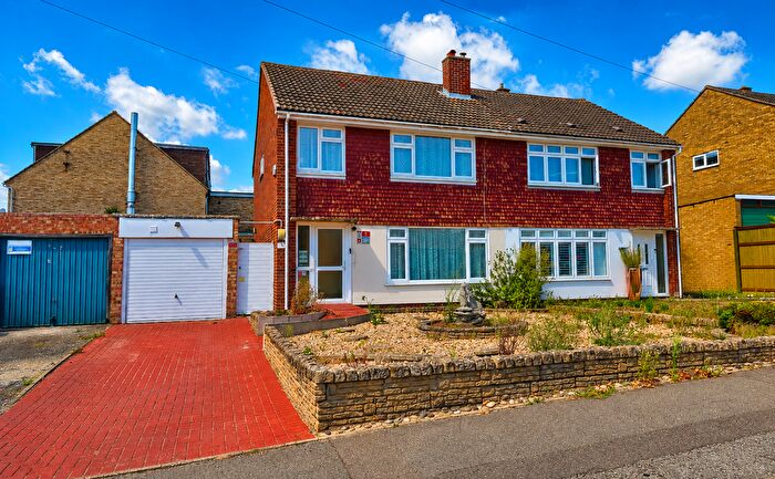 3 Bedroom Semi Detached House For Sale In Laburnum Lane, Sturry, CT2