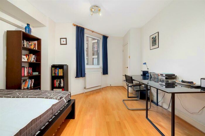 1 Bedroom Apartment To Rent In Circus Road, St Johns Wood, London, NW8