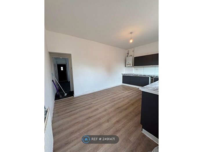 2 Bedroom End Of Terrace House To Rent In Bury Road, Manchester, BL2