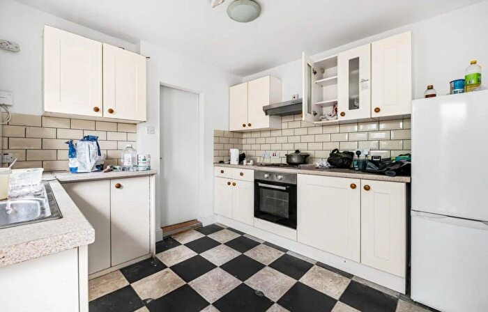 3 Bedroom Property To Rent In Clarendon Road, Croydon, CR0