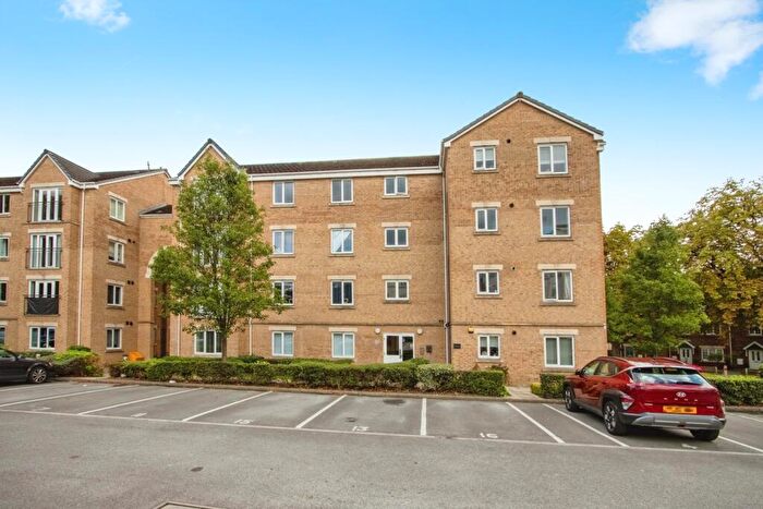 2 Bedroom Apartment For Sale In Ash Court, Leeds, West Yorkshire, LS14