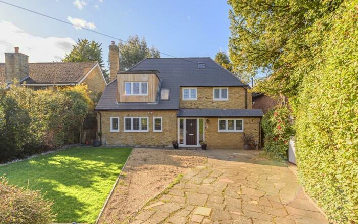 4 Bedroom House To Rent In Stevens Lane, Claygate, Esher, KT10