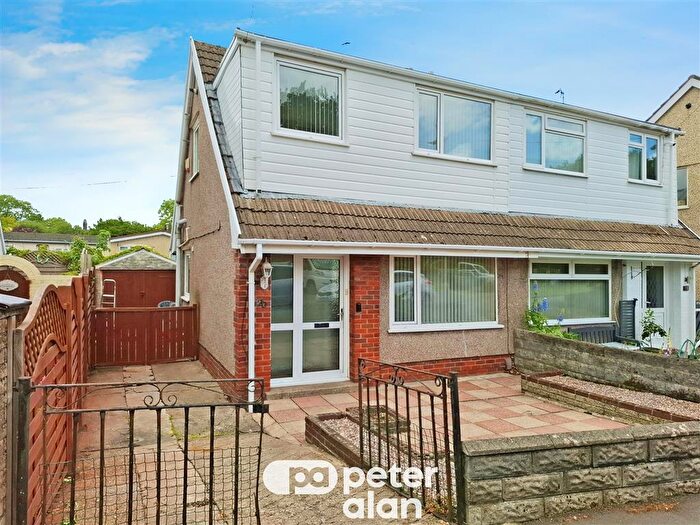 3 Bedroom House To Rent In Denver Road, Fforestfach, Swansea, SA5