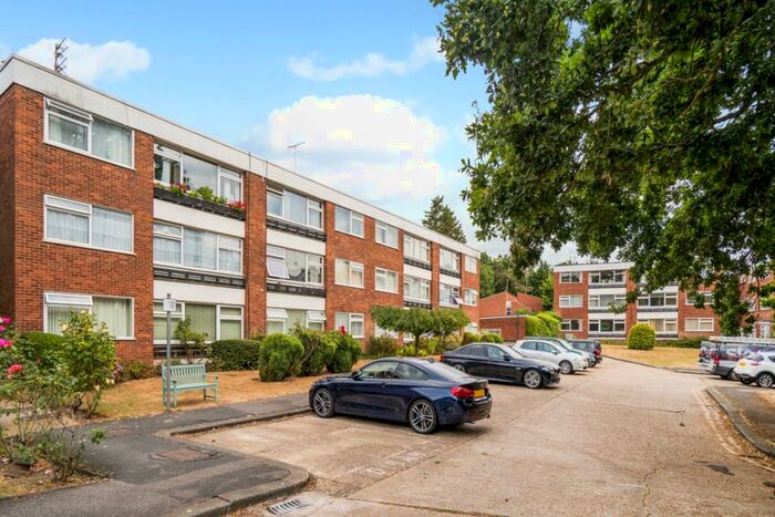 2 Bedroom Apartment To Rent In Charlwood Close Harrow, HA3