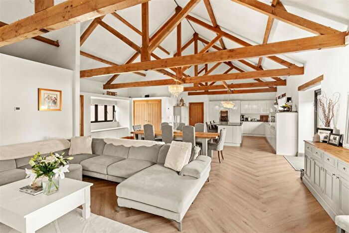 4 Bedroom Barn Conversion For Sale In Caston, NR17
