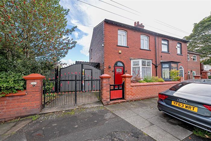 3 Bedroom Semi-Detached House For Sale In Leigh Road, Leigh, WN7