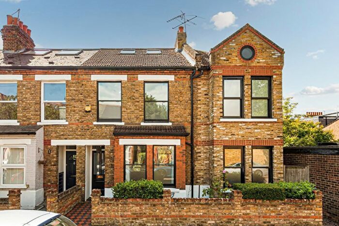 4 Bedroom End Terrace House For Sale In Framfield Road, Hanwell, London, W7