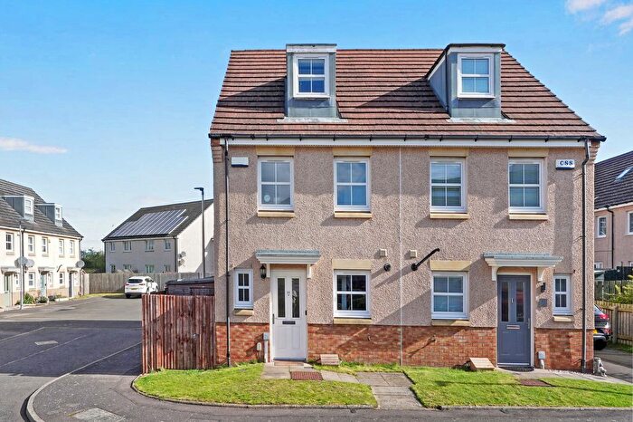 3 Bedroom Semi-Detached House For Sale In Park Gardens, Wallyford, EH21