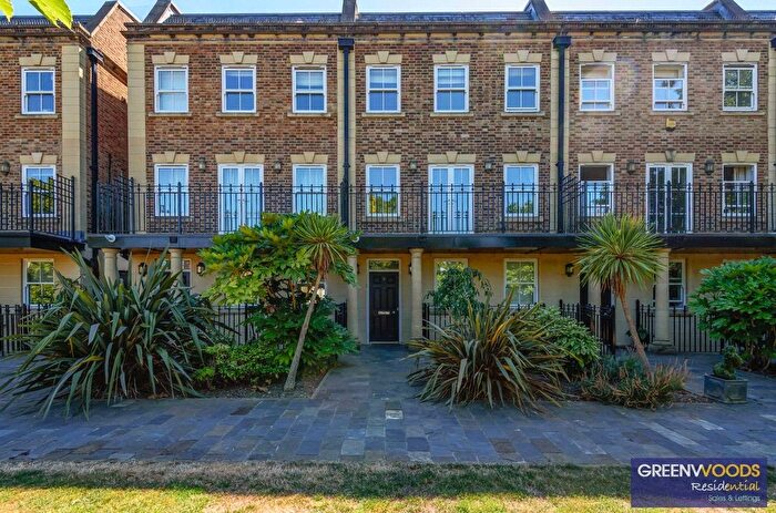 4 Bedroom Terraced House For Sale In Queensgate Terrace, Castlebar Park, Greater London, W5