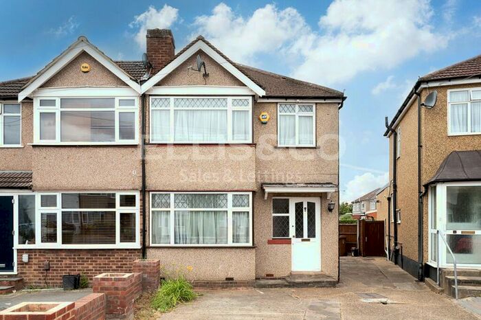 3 Bedroom Semi-Detached House For Sale In Woodstock Close, Stanmore, Middlesex, HA7