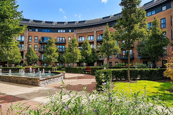 2 Bedroom Flat To Rent In Howard Road, Stanmore, HA7