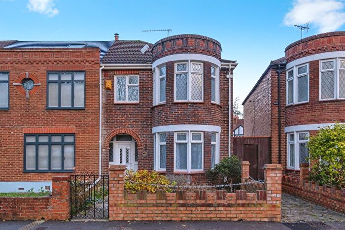 3 Bedroom End Terrace House For Sale In Military Road, Hilsea, Portsmouth, PO3