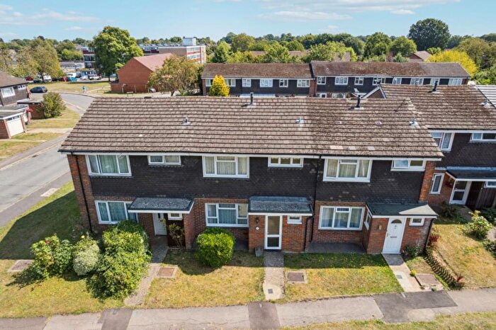 3 Bedroom Terraced House For Sale In Groom Road, Prestwood, HP16