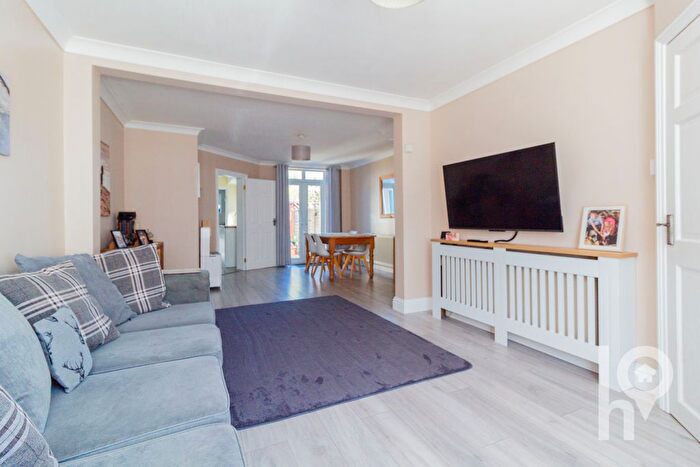 3 Bedroom Terraced House For Sale In Stanley Avenue, Queenborough, ME11