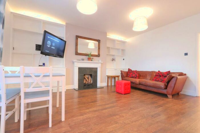 2 Bedroom Apartment To Rent In Westbury Road, Westbury-on-Trym, Bristol, BS9