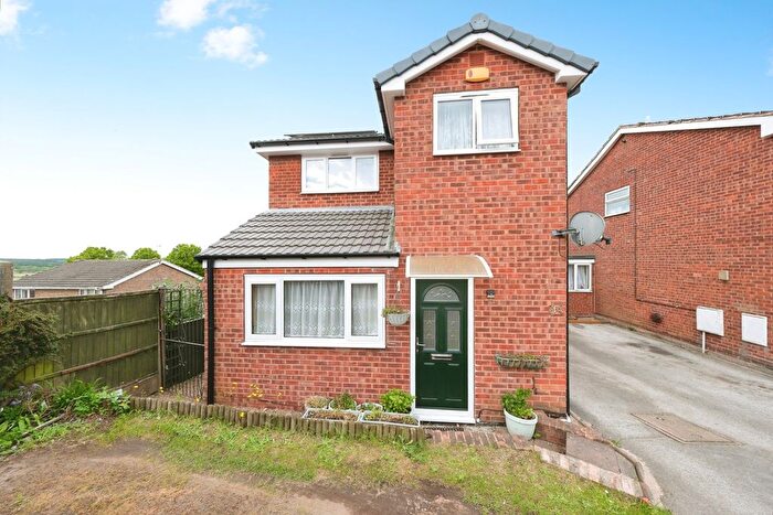 3 Bedroom Detached House For Sale In Colby Close, Forest Town, Mansfield, Nottinghamshire, NG19