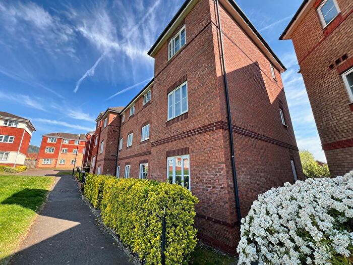 2 Bedroom Flat To Rent In Ashdown Grove, Walsall, WS2