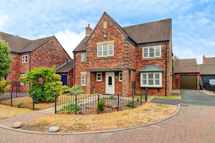 5 Bedroom Detached House For Sale In Mitchell Close, Lichfield, WS13