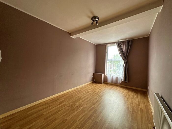 1 Bedroom Flat To Rent In High Road, London, N22