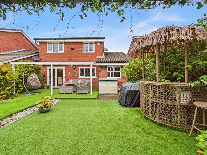 4 Bedroom Detached House For Sale In Berryfold Way, Tyldesley, Manchester, Greater Manchester, M29