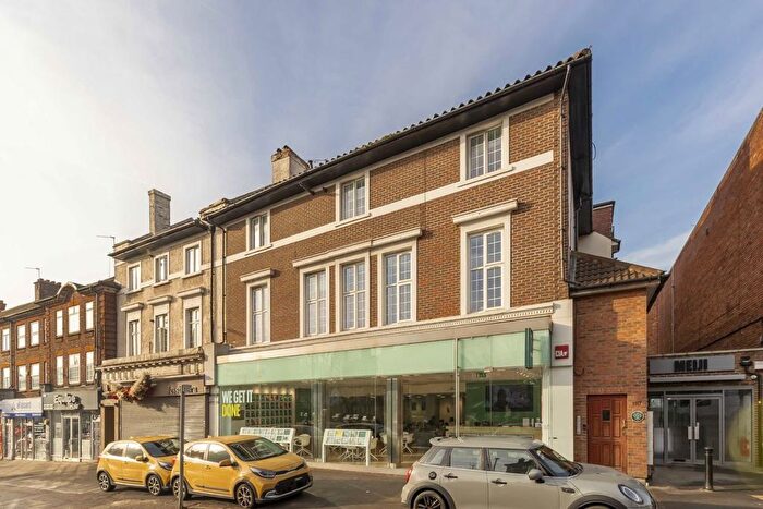 1 Bedroom Flat To Rent In Finchley Road, Golders Green, NW11