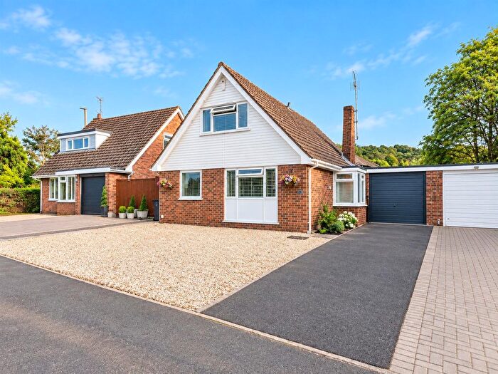 3 Bedroom Detached House For Sale In St. Barnabas Close, Gloucester, GL1