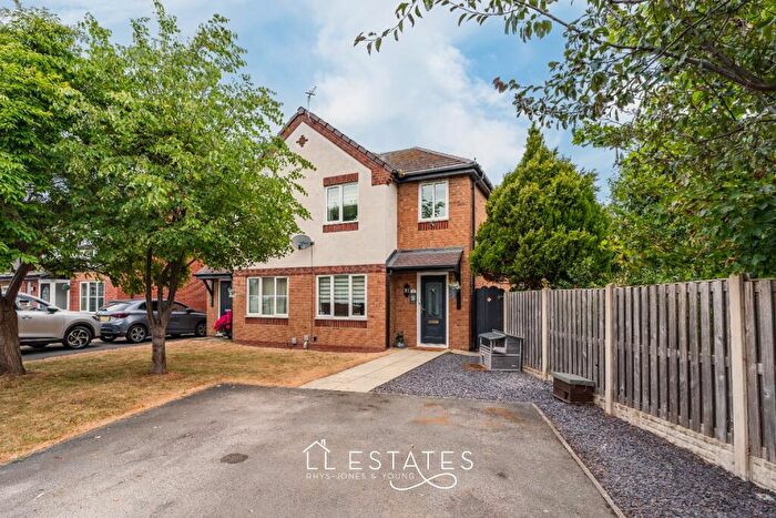 3 Bedroom Semi-Detached House For Sale In , Llys Bala, Kinmel Bay, LL18