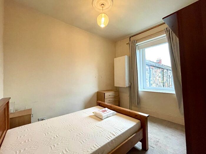 1 Bedroom Flat To Rent In Clifford Street, Glasgow, G51