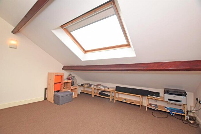 4 Bedroom Terraced House For Sale In Rochdale Road, Middleton, Manchester, M24