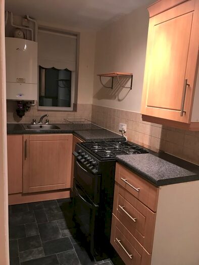 1 Bedroom Flat To Rent In Selbourne Road, Ilford, IG1