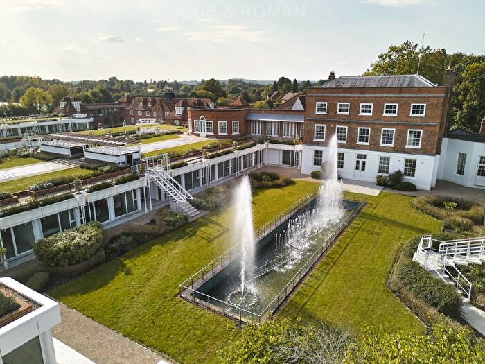 2 Bedroom Flat To Rent In The Sanders, Egham, TW20